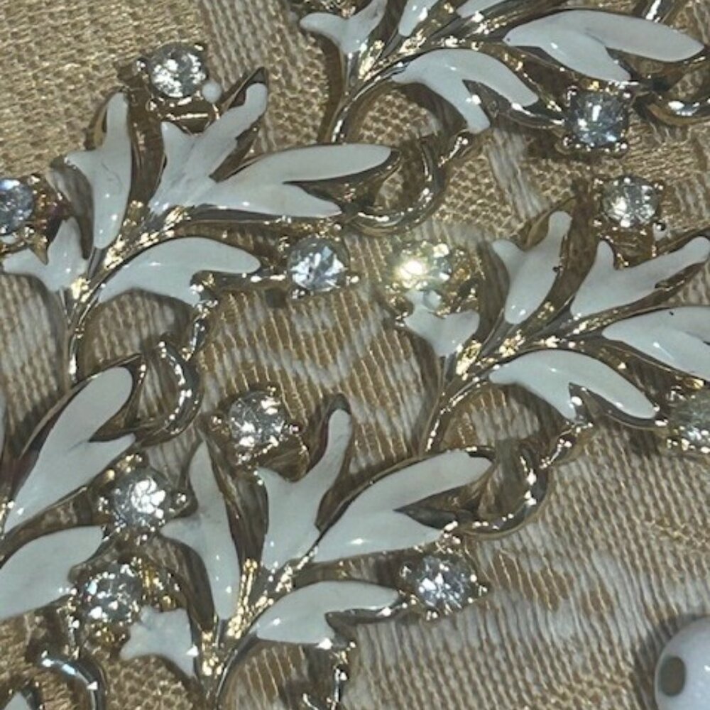 CORO PEGASUS Cream Enamel Gold Leaf Rhinestone Choker NECKLACE - Picture 9 of 11